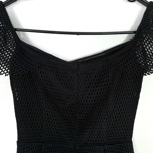 Missguided Black Cut Out Off The Shoulder Dress - Picture 6 of 8